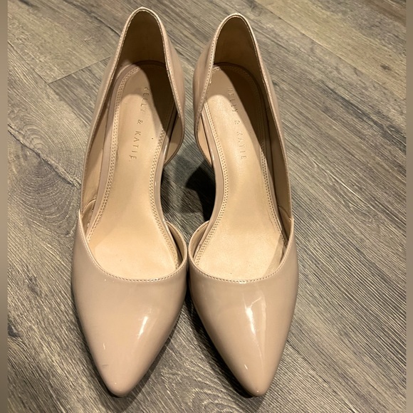 Kelly & Katie Fassi Nude Wedge - Picture 2 of 9